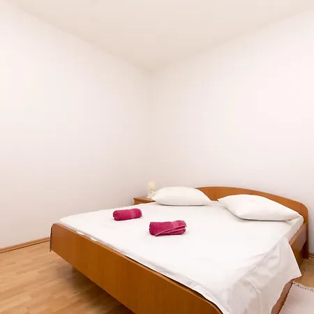 Apartment A Cappella Music *